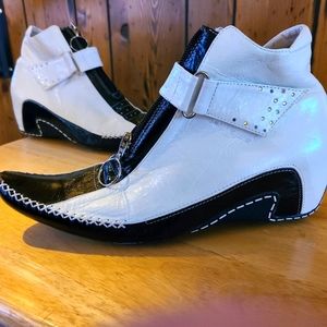 Top Ray Pointed Toe Leather Wedge Ankle Boots sz US 8/IT 38